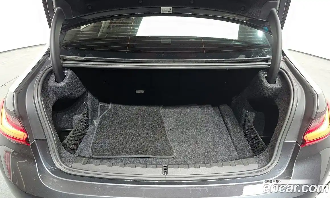 BMW 3 серия 2019 2.0 автомат (гидро), фото 26