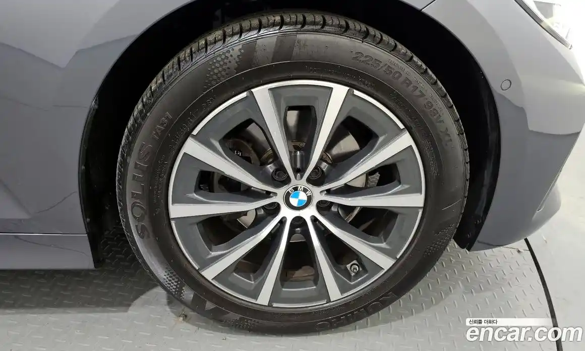 BMW 3 серия 2019 2.0 автомат (гидро), фото 7