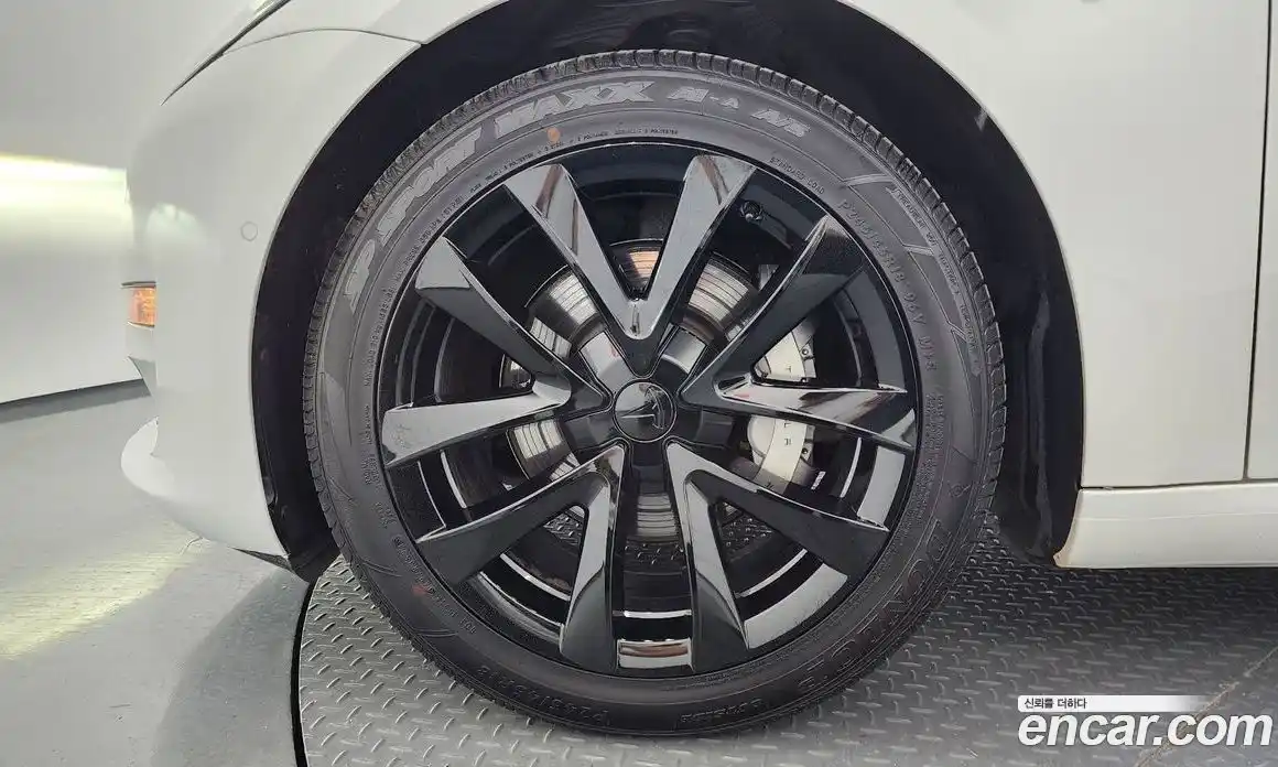 Tesla Model 3 2021 0.2 гидро, фото 5