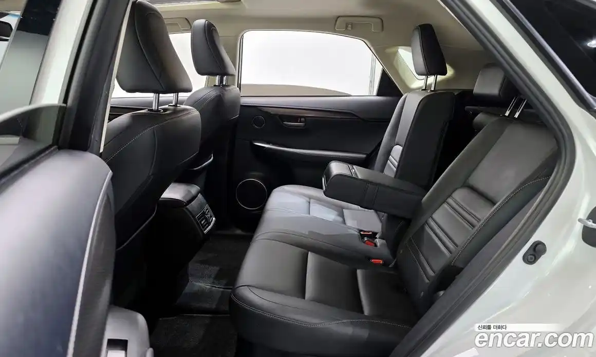 Lexus NX 2017 2.5 гидро, фото 12