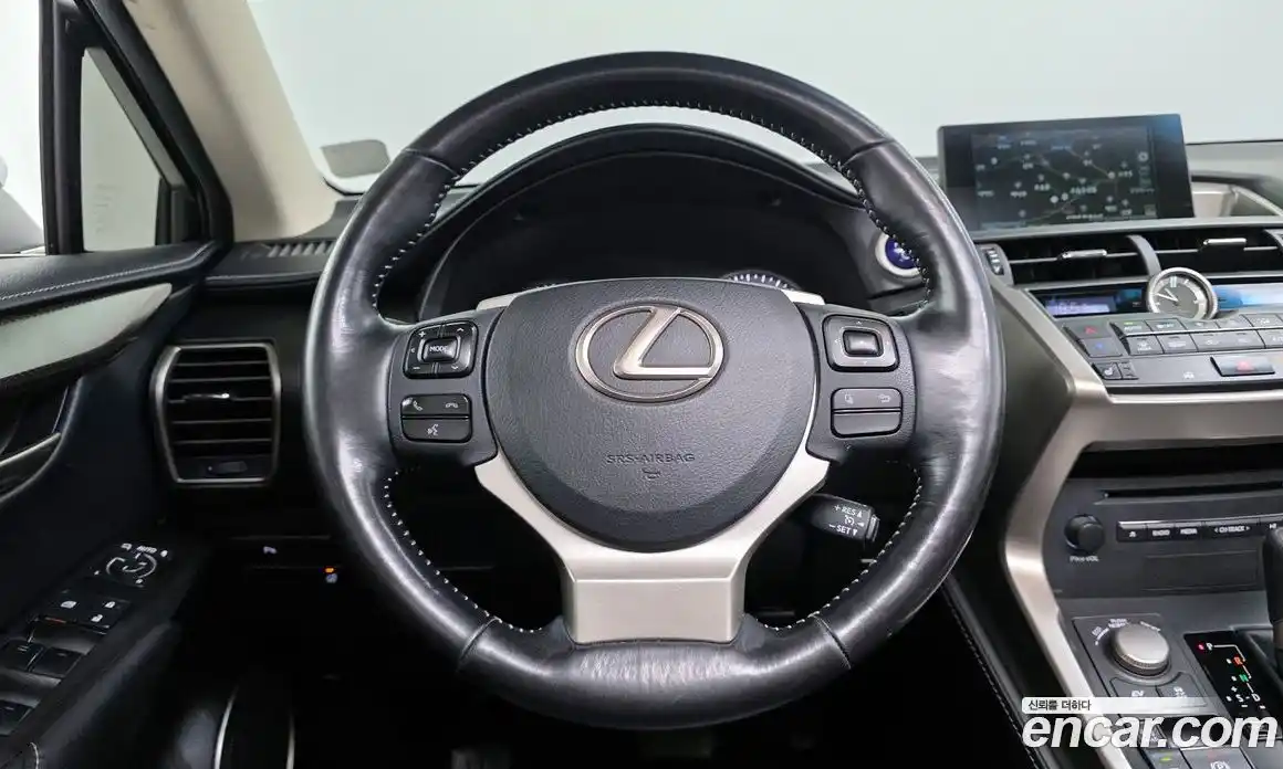 Lexus NX 2017 2.5 гидро, фото 13