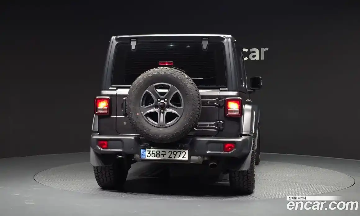 Jeep Wrangler 2018 2.0 автомат (гидро), фото 4