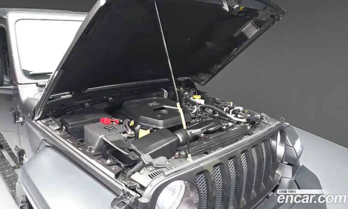 Jeep Wrangler 2018 2.0 автомат (гидро), фото 6