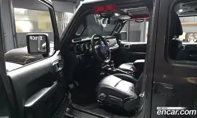 Jeep Wrangler 2018 2.0 автомат (гидро), миниатюра 10