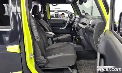 Jeep Wrangler 2016 3.6 автомат (гидро), миниатюра 11