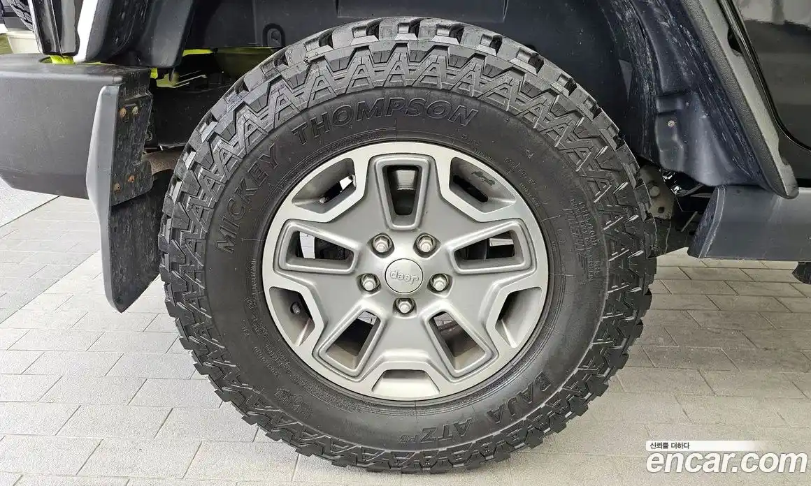 Jeep Wrangler 2016 3.6 автомат (гидро), фото 5