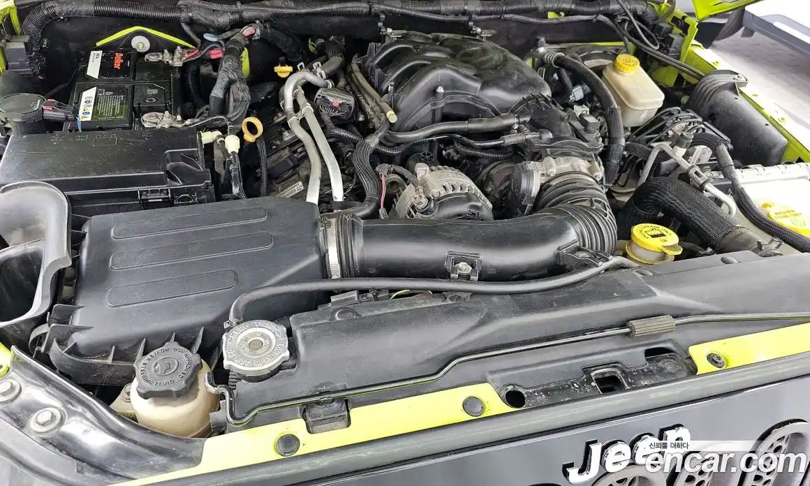 Jeep Wrangler 2016 3.6 автомат (гидро), фото 6