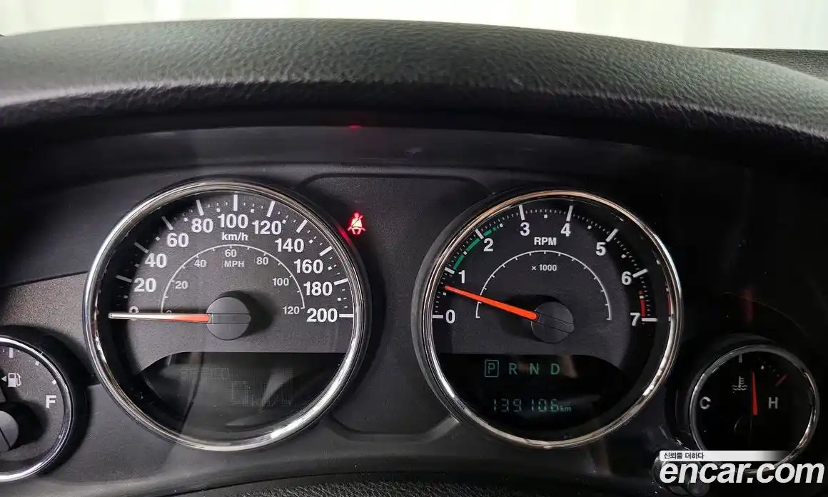 Jeep Wrangler 2016 3.6 автомат (гидро), фото 8