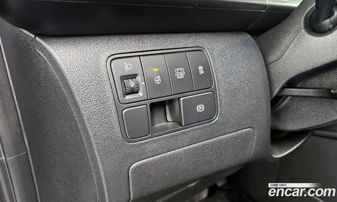 Hyundai Staria 2024 1.6 гидро, фото 16