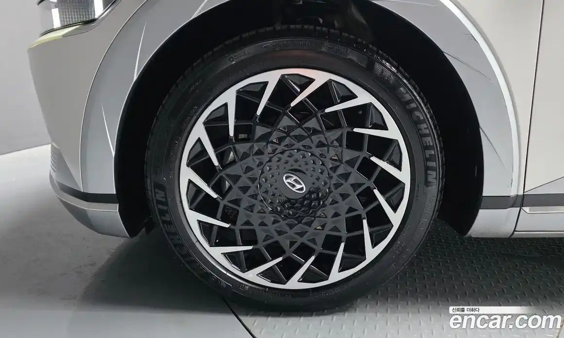 Hyundai Ioniq 5 2024 0.1 гидро, фото 5