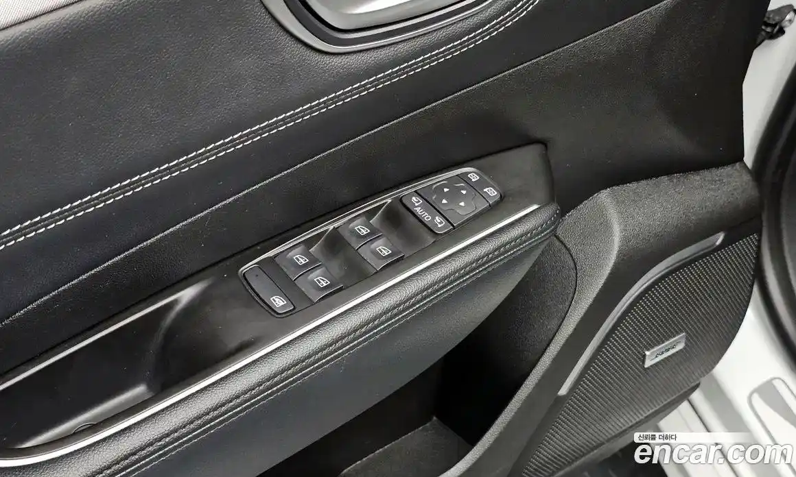 Renault SM6 2022 1.3 гидро, фото 24