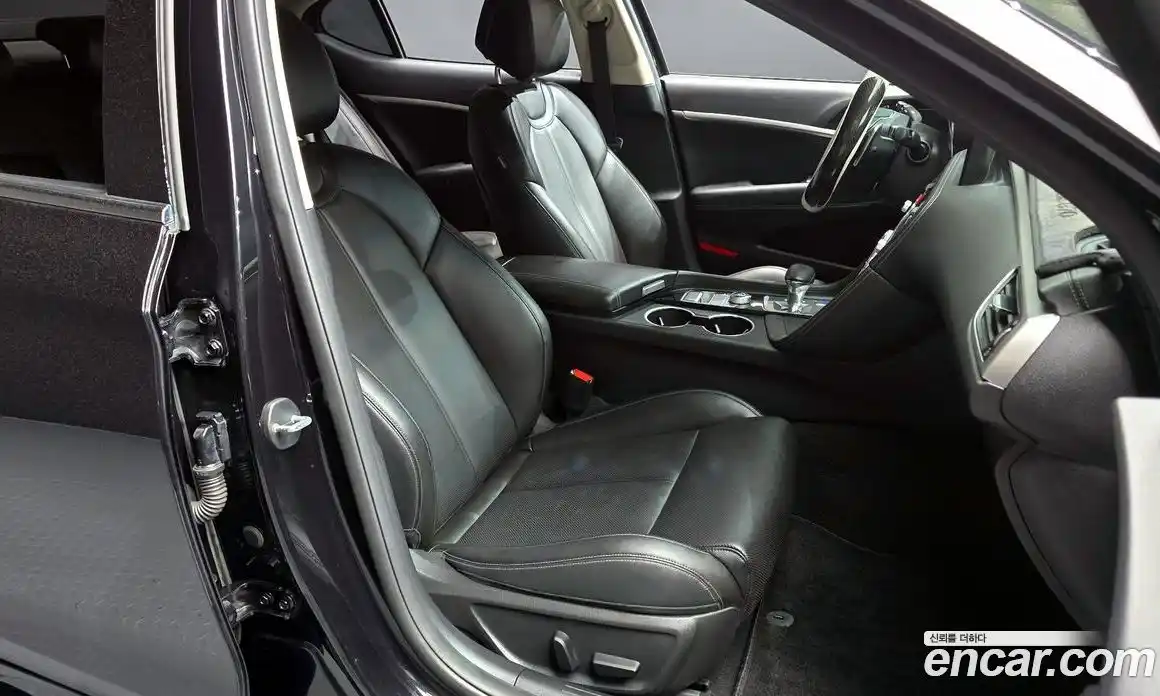 Genesis G70 2021 3.3 гидро, фото 12