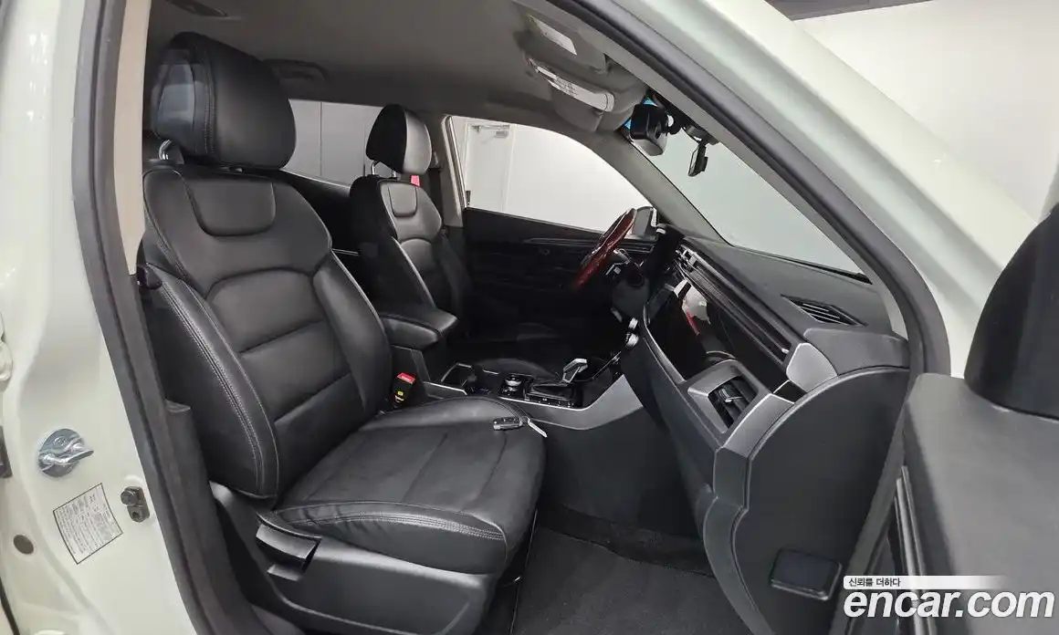 SsangYong Korando 2020 1.5 автомат (гидро), фото 13