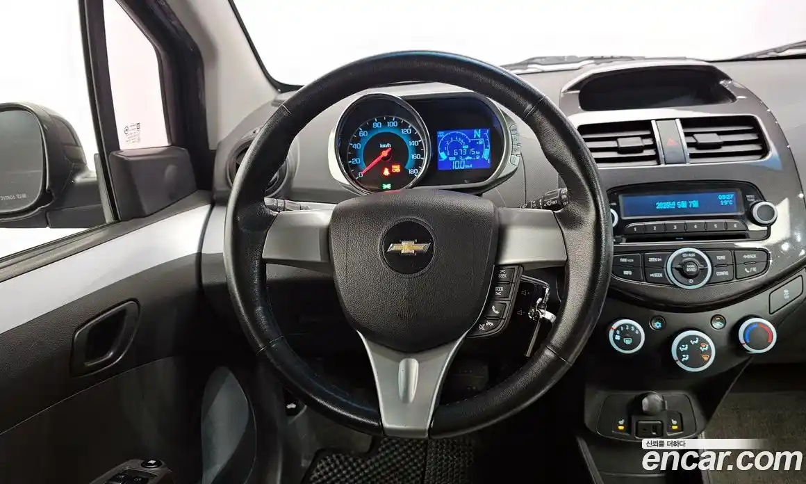 Chevrolet Spark 2013 1.0 автомат (гидро), фото 13