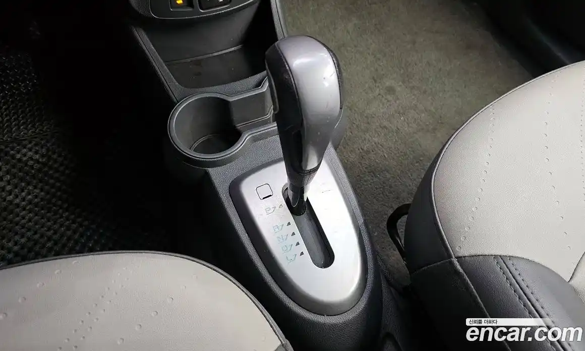 Chevrolet Spark 2013 1.0 автомат (гидро), фото 9