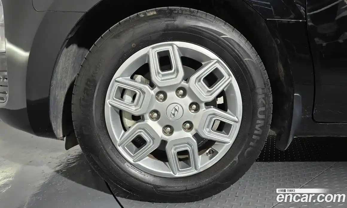Hyundai Staria 2022 3.5 гидро, фото 5