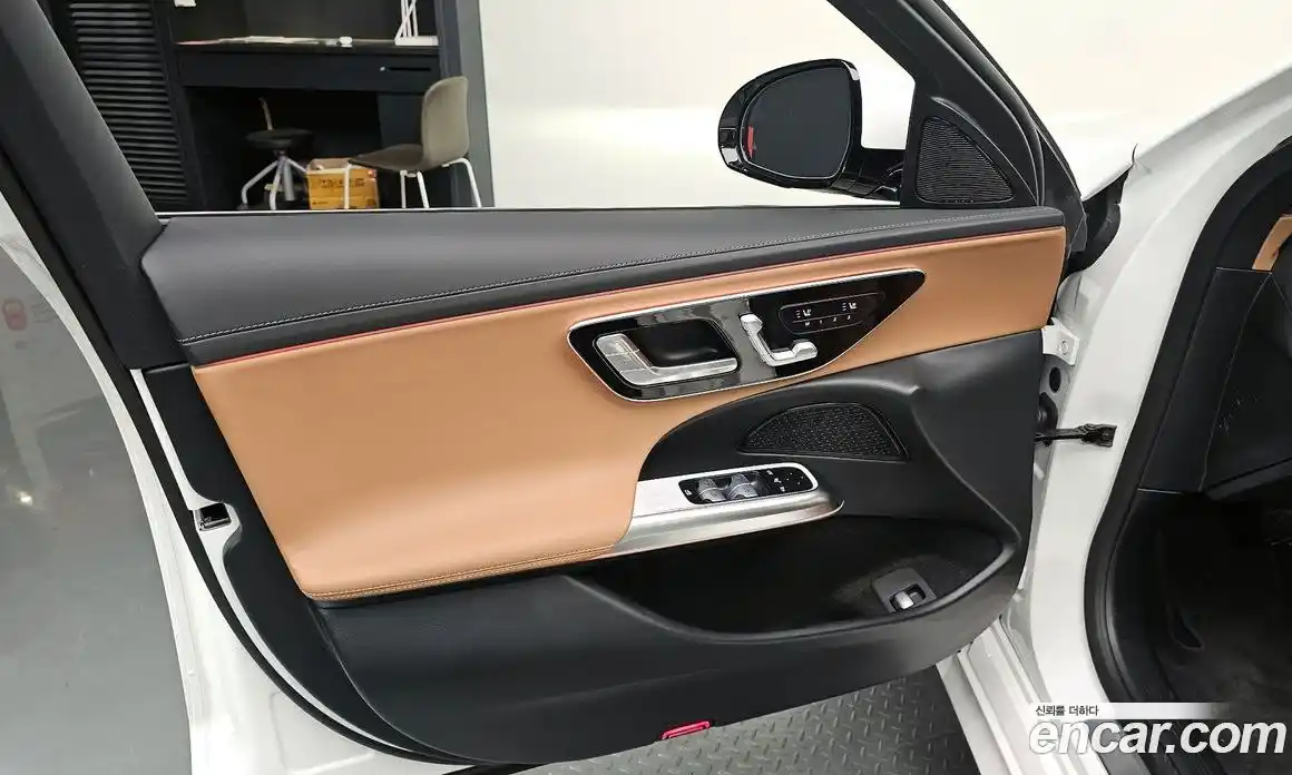 Mercedes-Benz E-Class 2025 2.0 гидро, фото 13