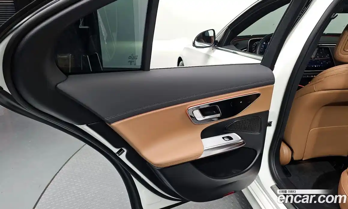 Mercedes-Benz E-Class 2025 2.0 гидро, фото 14