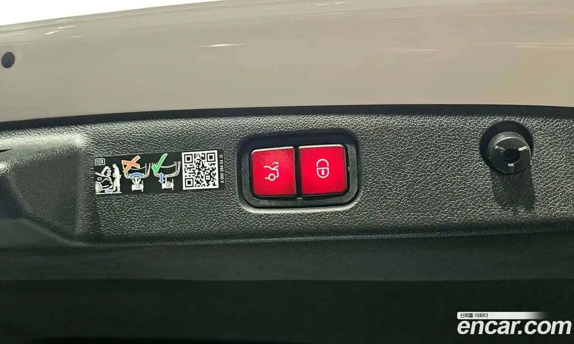 Mercedes-Benz E-Class 2025 2.0 гидро, фото 23