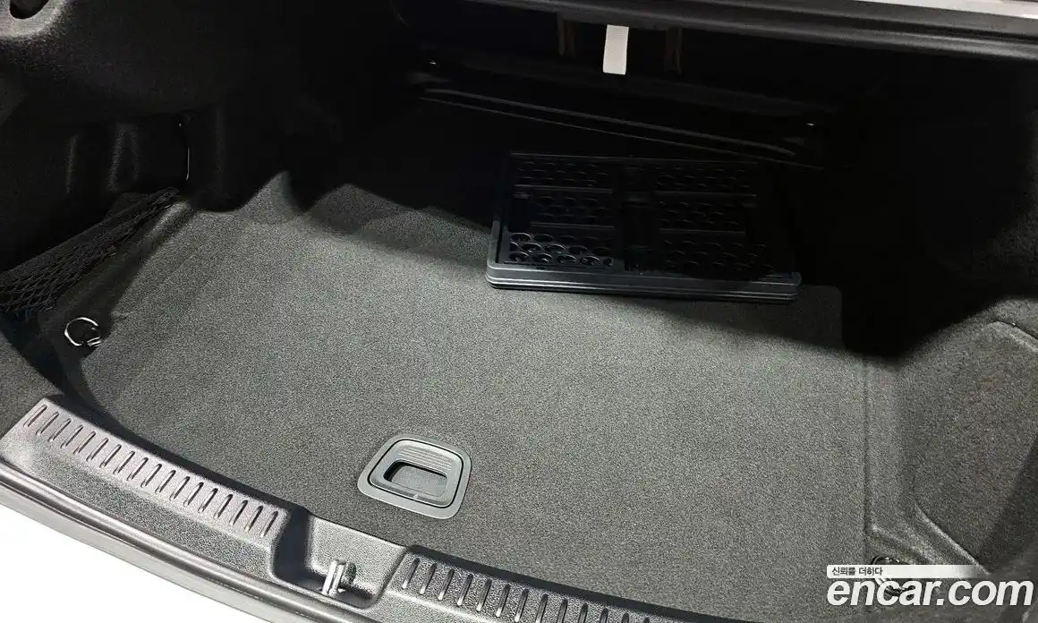 Mercedes-Benz E-Class 2025 2.0 гидро, фото 27