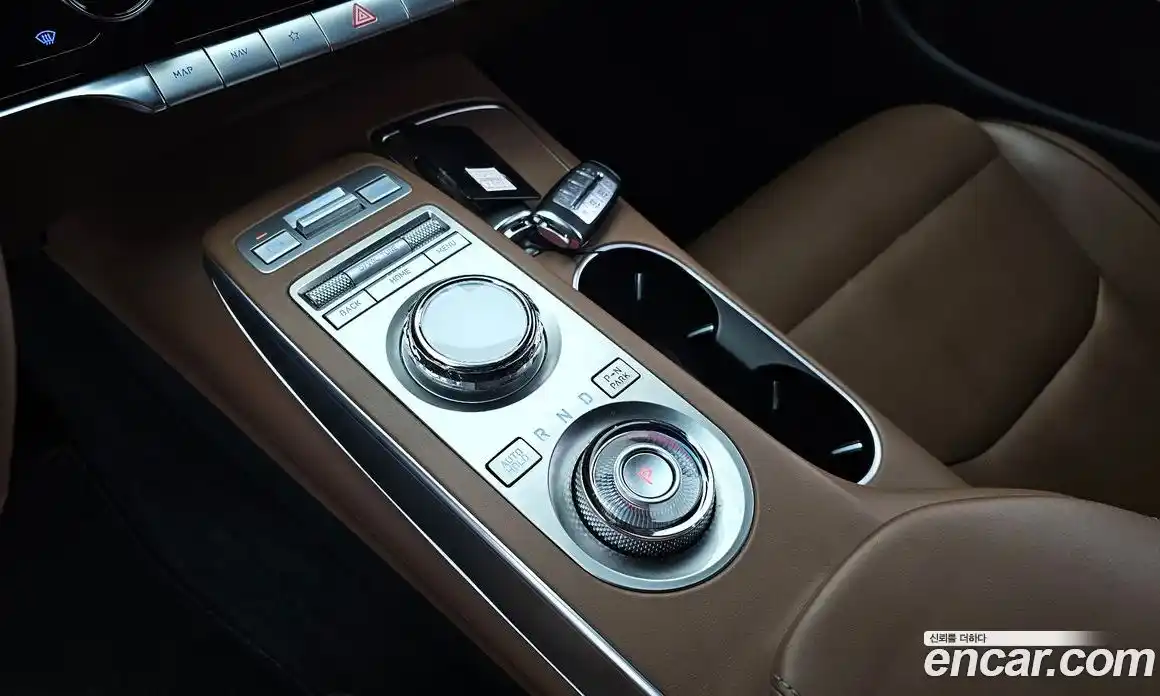 Genesis GV70 2022 2.5 гидро, фото 9