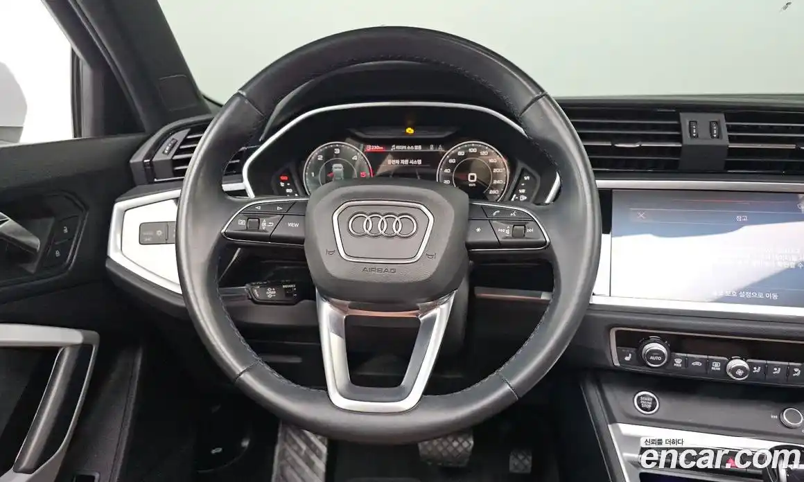 Audi Q3 2022 2.0 гидро, фото 11