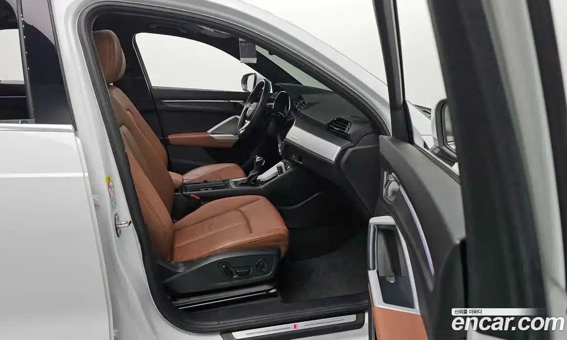 Audi Q3 2022 2.0 гидро, фото 18