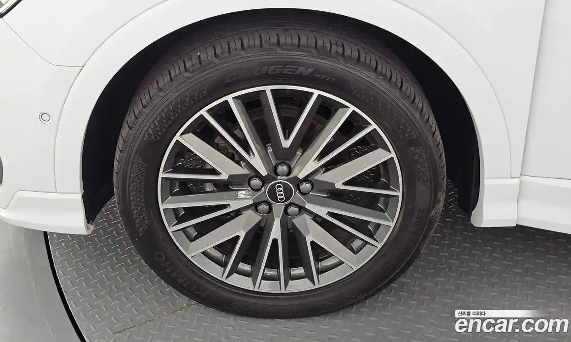 Audi Q3 2022 2.0 гидро, фото 5