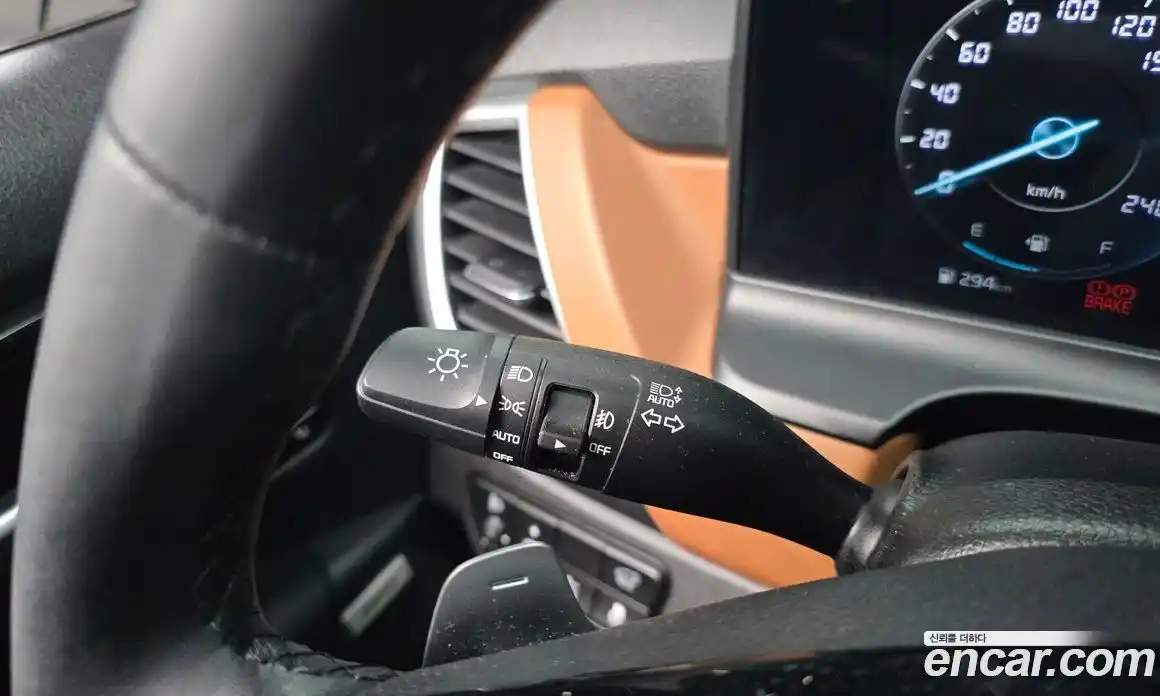 Kia Seltos 2023 1.6 гидро, фото 20