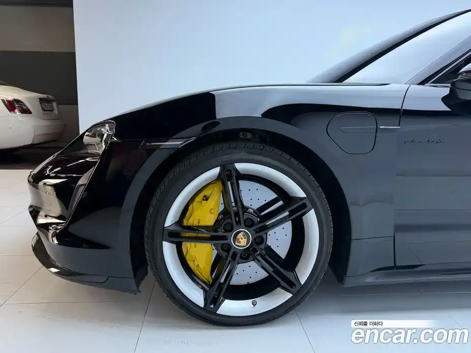 Porsche Taycan 2021 автомат (гидро), фото 12
