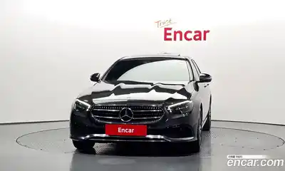 Mercedes-Benz E-Class 2021 2.0 автомат (гидро), миниатюра 3