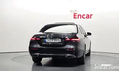 Mercedes-Benz E-Class 2021 2.0 автомат (гидро), миниатюра 4