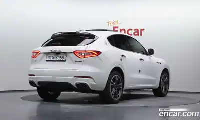 Maserati Levante 2018 3.0 гидро, миниатюра 2