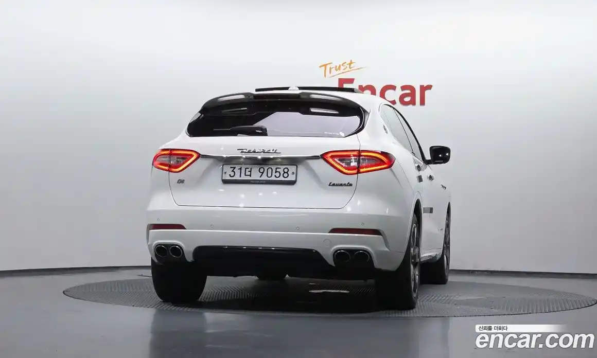Maserati Levante 2018 3.0 гидро, фото 4