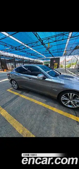 Infiniti Q50