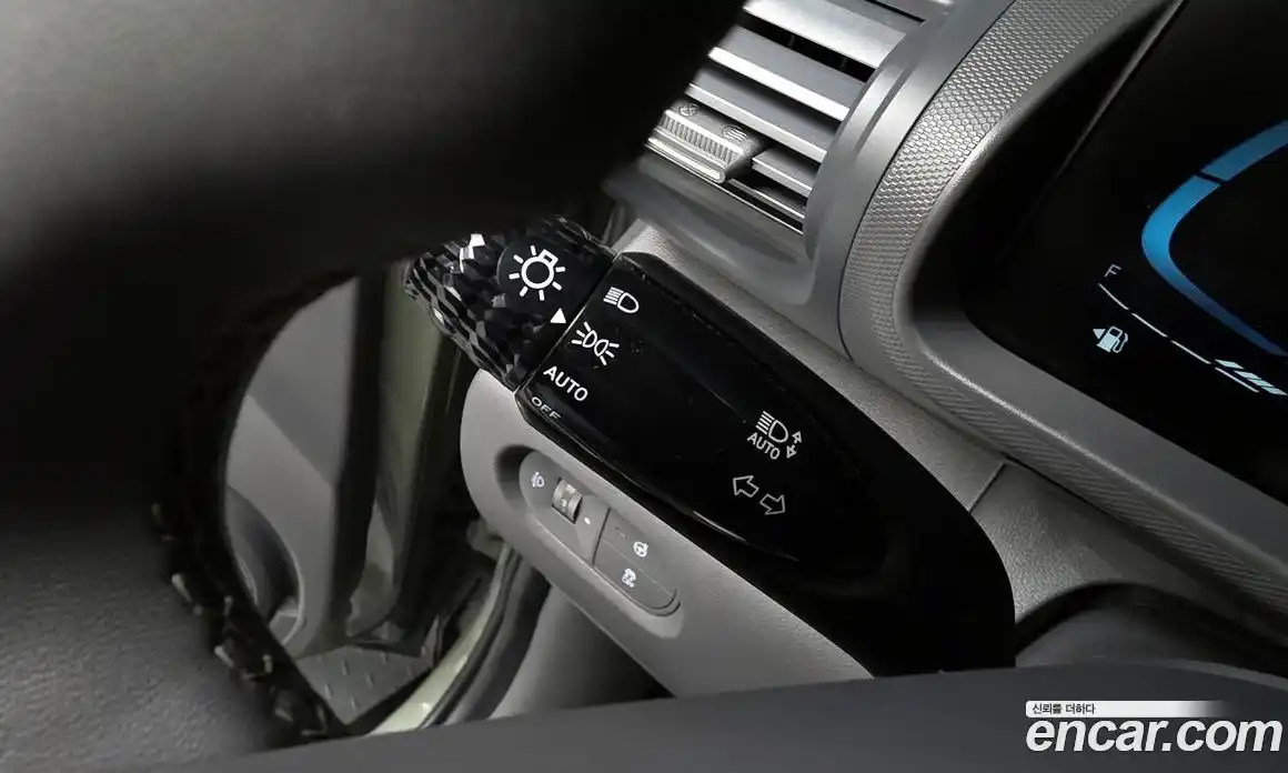 Hyundai Casper 2023 1.0 автомат (гидро), фото 18