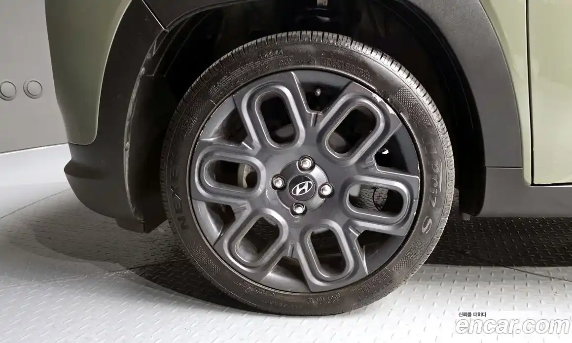 Hyundai Casper 2023 1.0 автомат (гидро), фото 5