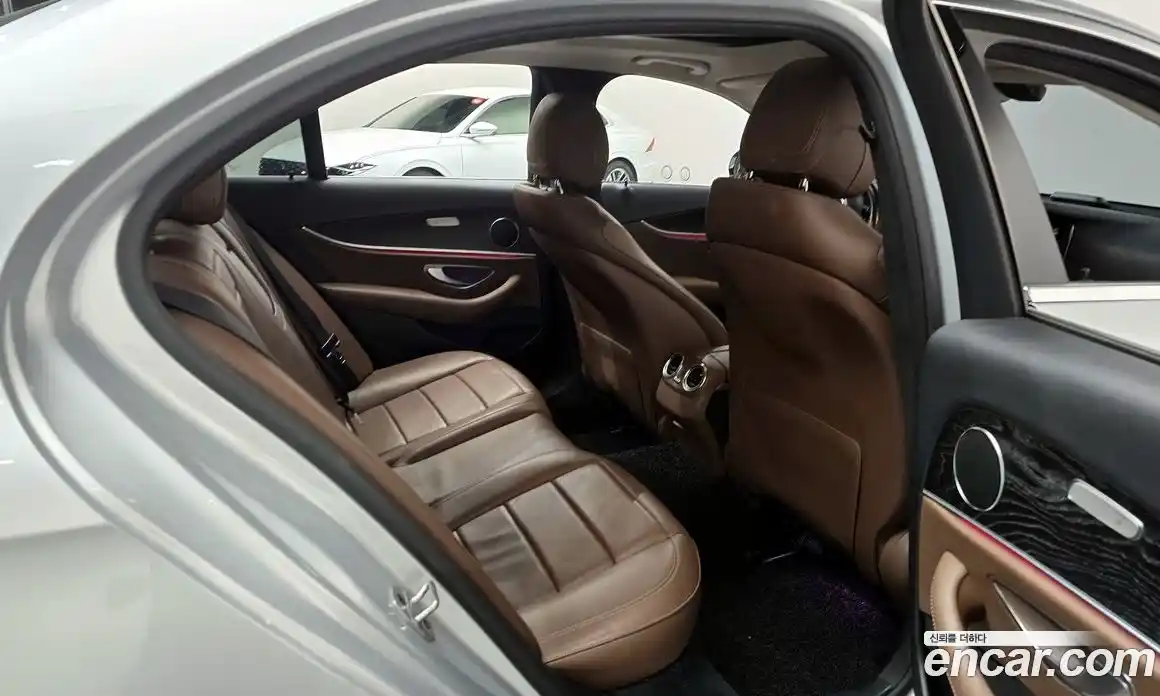 Mercedes-Benz E-Class 2018 1.9 гидро, фото 11