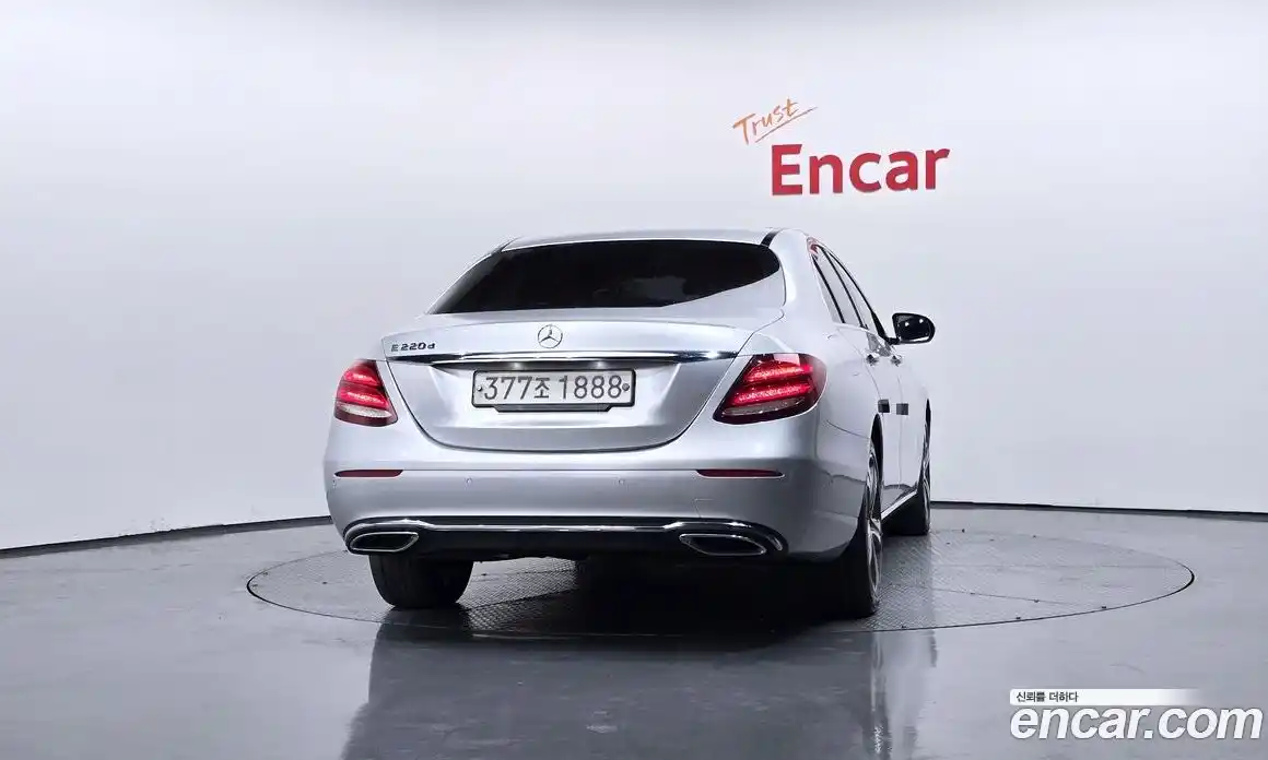 Mercedes-Benz E-Class 2018 1.9 гидро, фото 4