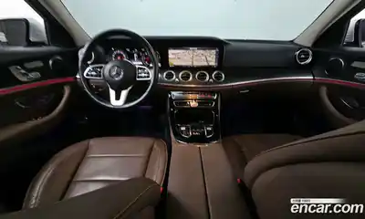 Mercedes-Benz E-Class 2018 1.9 гидро, миниатюра 7