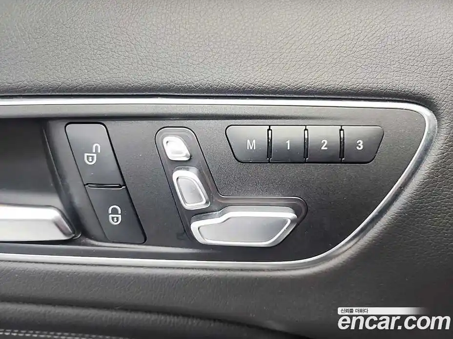 Mercedes-Benz GLA-Class 2019 2.0 гидро, фото 15