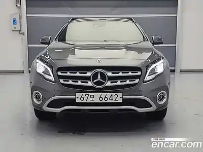 Mercedes-Benz GLA-Class 2019 2.0 гидро, миниатюра 2