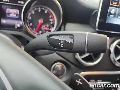 Mercedes-Benz GLA-Class 2019 2.0 гидро, миниатюра 8