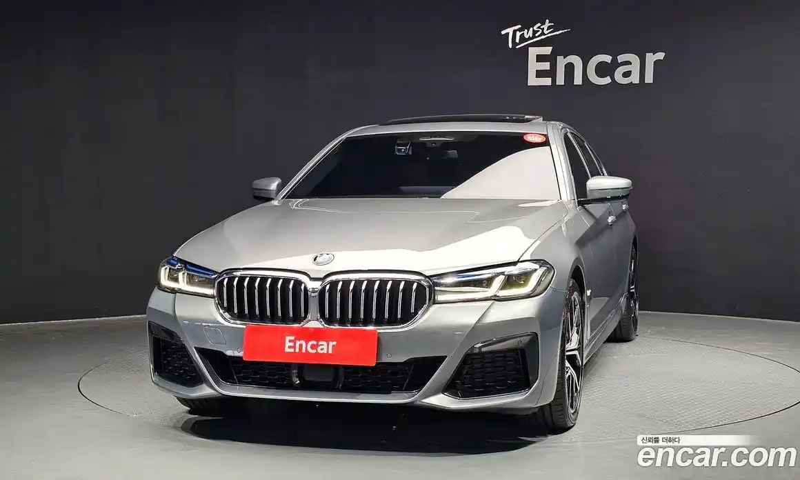 BMW 5-Series 2023 2.0 гидро, фото 3