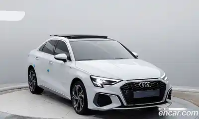 Audi A3 2023 2.0 автомат (гидро), миниатюра 3