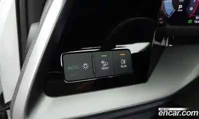 Audi A3 2023 2.0 автомат (гидро), миниатюра 9