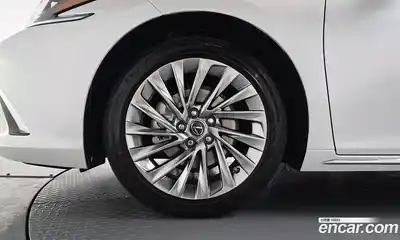 Lexus ES 2026 2.5 гидро, миниатюра 5