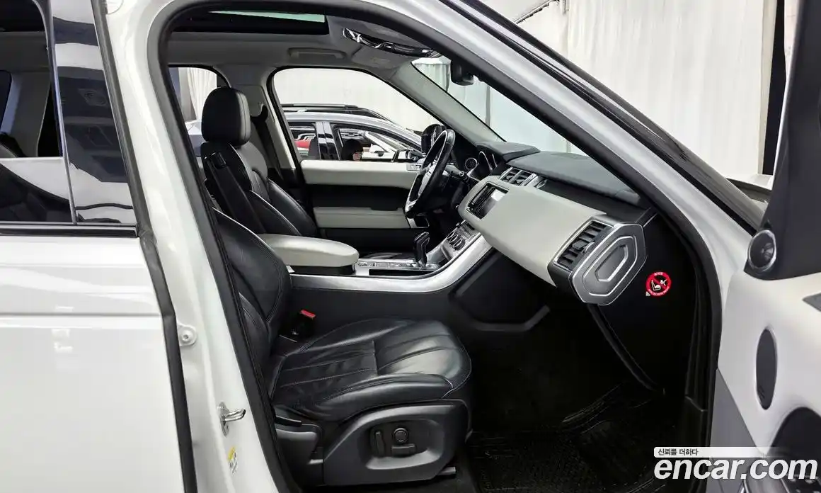 Land Rover Range Rover Sport 2016 3.0 автомат (гидро), фото 11