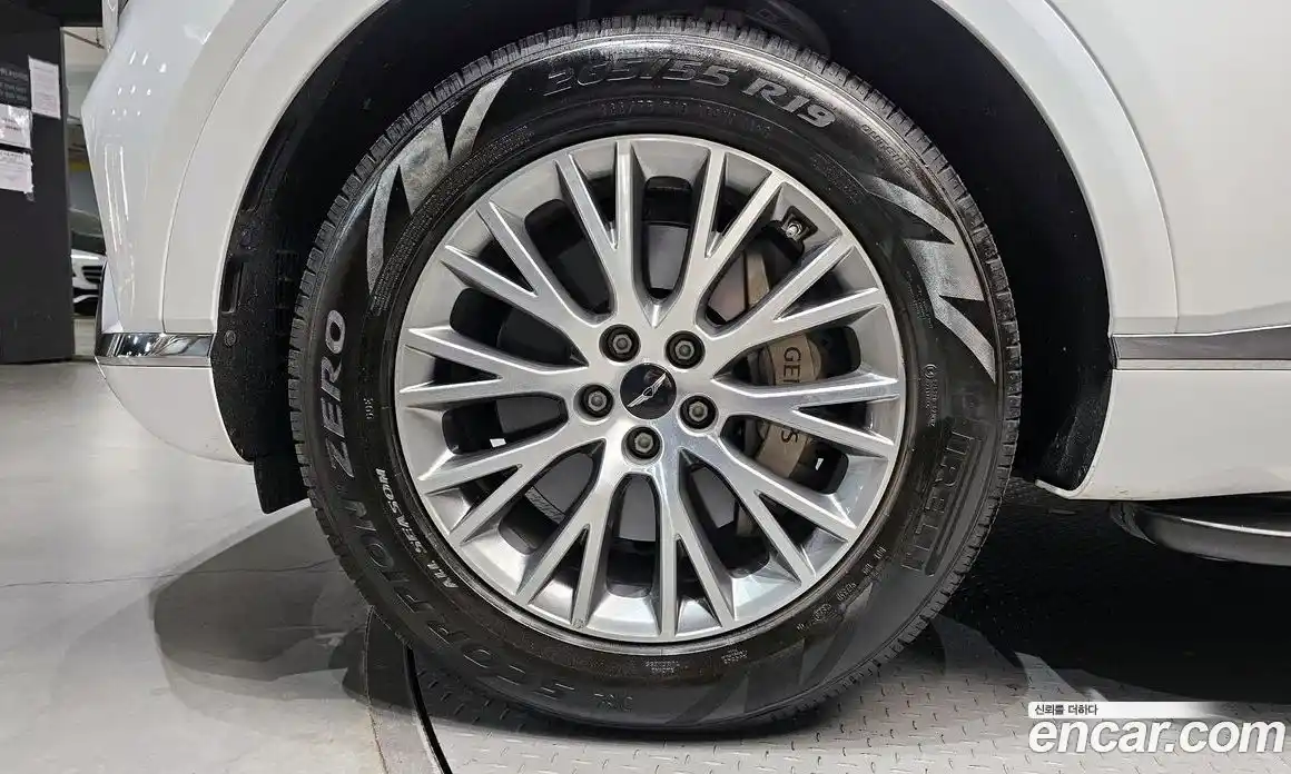 Genesis GV80 2024 2.5 гидро, фото 5
