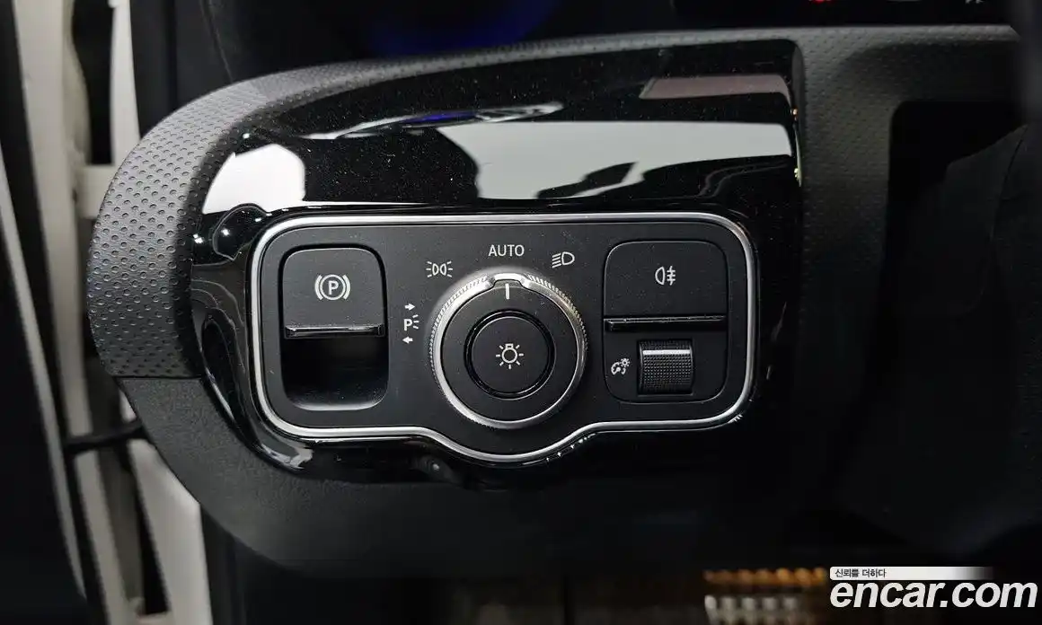 Mercedes-Benz A-Class 2022 2.0 гидро, фото 22